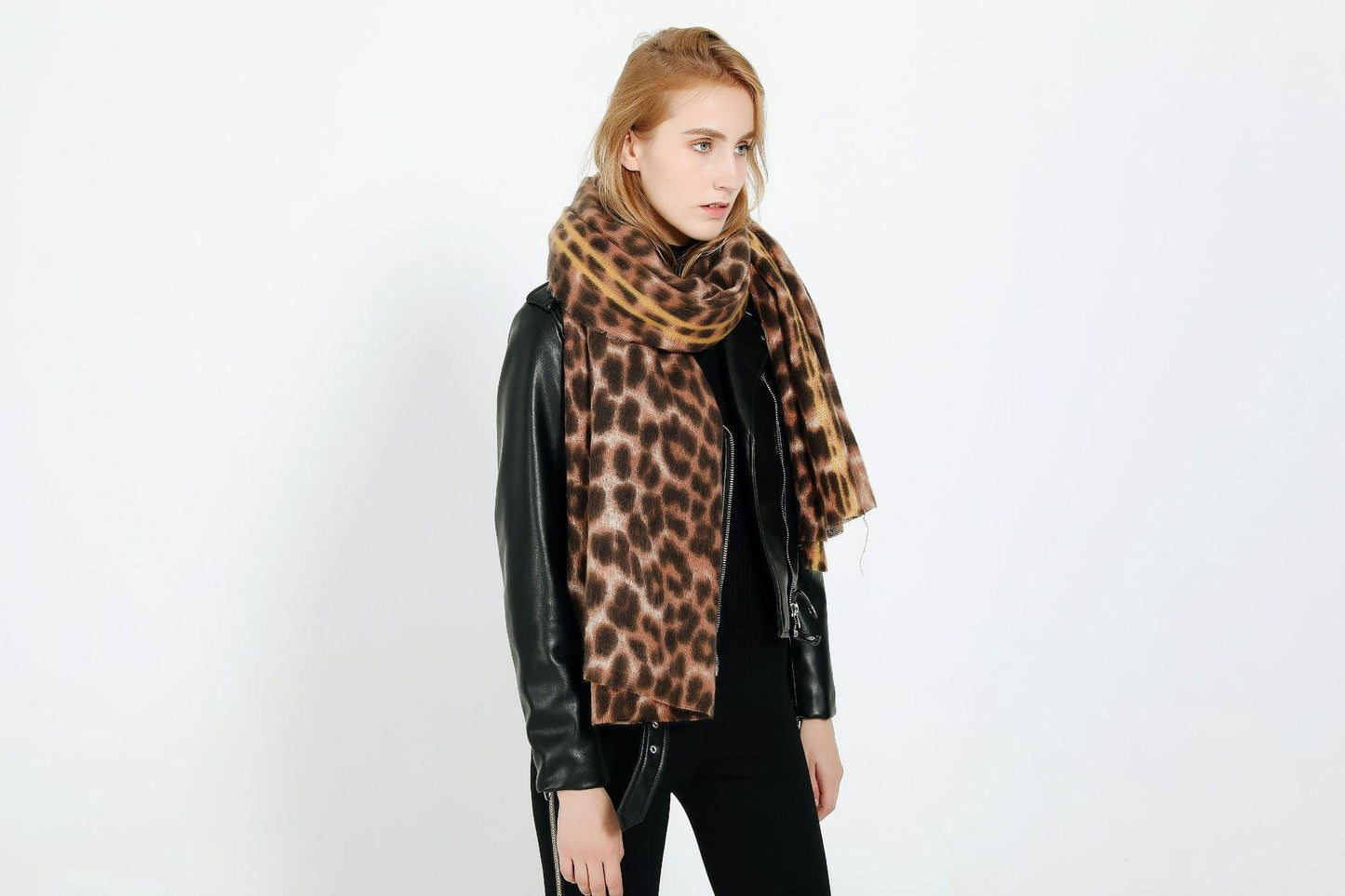 Leopard-print cashmere women's scarf shawl - Fabric of Cultures